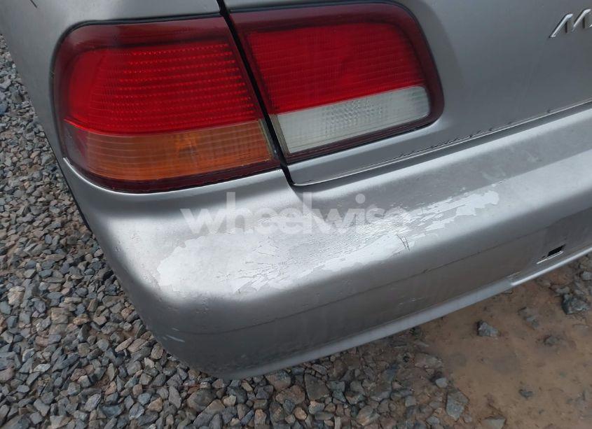 Photo 6 of 1999 Nissan Maxima GLE/GXE/SE/SE-L (VIN JN1CA21D6XT216129)