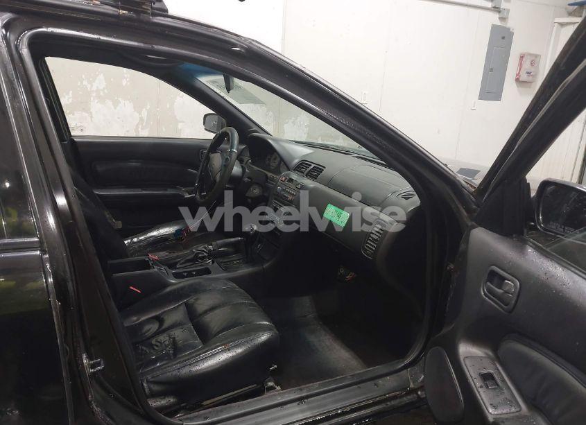 Photo 5 of 1995 Nissan Maxima GLE/GXE/SE (VIN JN1CA21D7ST071465)