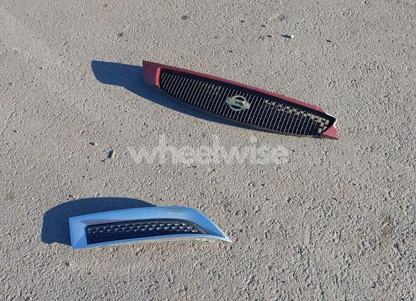 Photo 12 of 1996 Nissan Maxima GLE/GXE/SE (VIN JN1CA21D7TM412908)