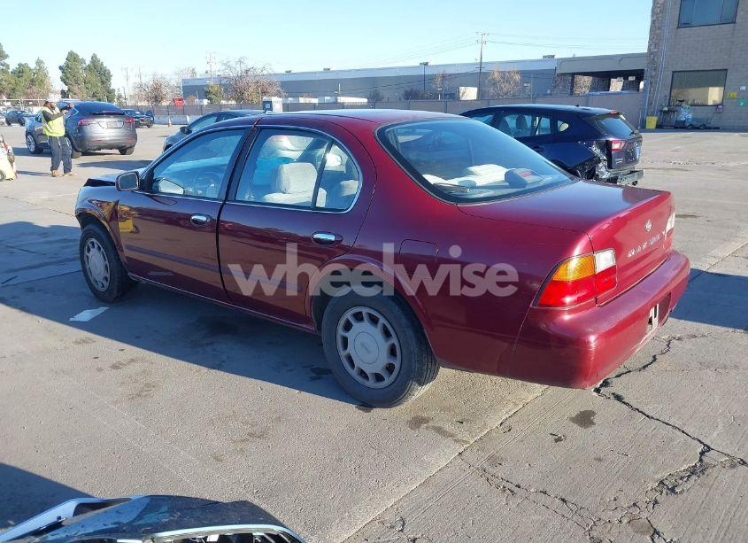 Photo 3 of 1996 Nissan Maxima GLE/GXE/SE (VIN JN1CA21D7TM412908)