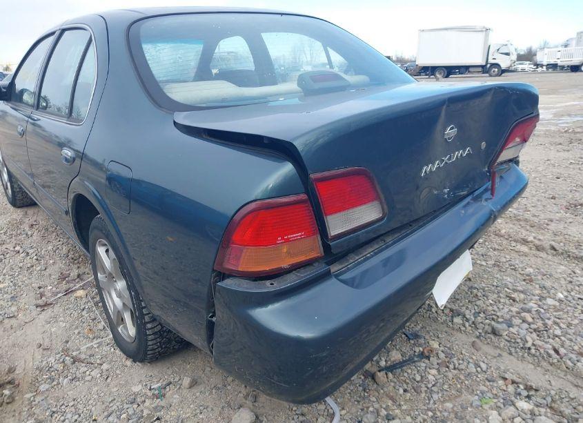 Photo 19 of 1997 Nissan Maxima GLE/GXE/SE (VIN JN1CA21D7VT874216)