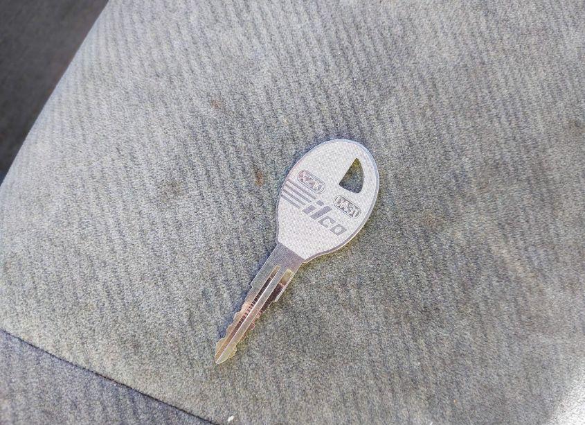 Photo 11 of 1998 Nissan Maxima GLE/GXE/SE (VIN JN1CA21D7WT532797)