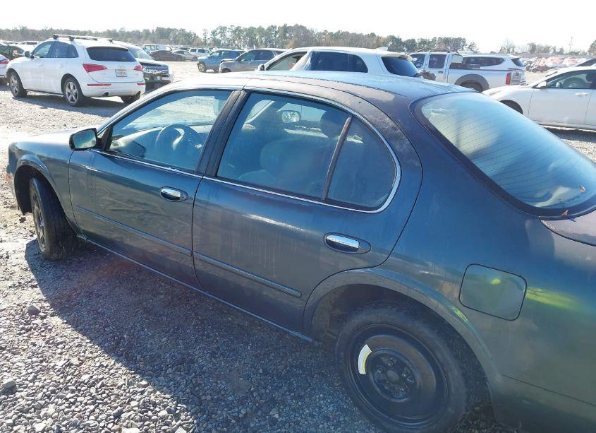 Photo 6 of 1998 Nissan Maxima GLE/GXE/SE (VIN JN1CA21D7WT532797)