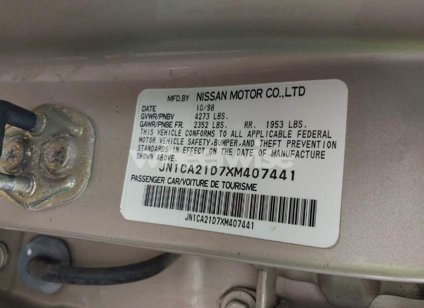 Photo 9 of 1999 Nissan Maxima GLE/GXE/SE/SE-L (VIN JN1CA21D7XM407441)