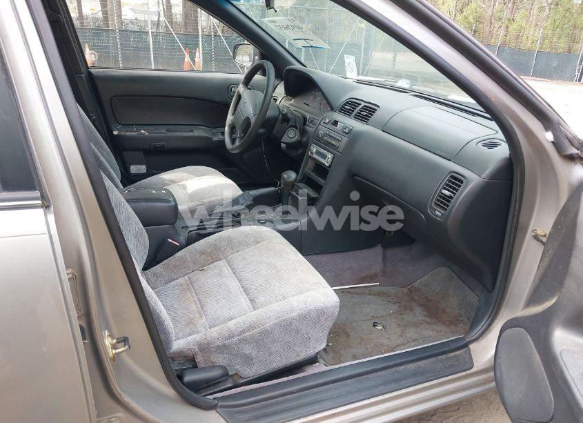 Photo 5 of 1999 Nissan Maxima GLE/GXE/SE/SE-L (VIN JN1CA21D7XT207262)