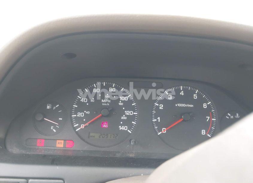 Photo 7 of 1999 Nissan Maxima GLE/GXE/SE/SE-L (VIN JN1CA21D7XT811913)