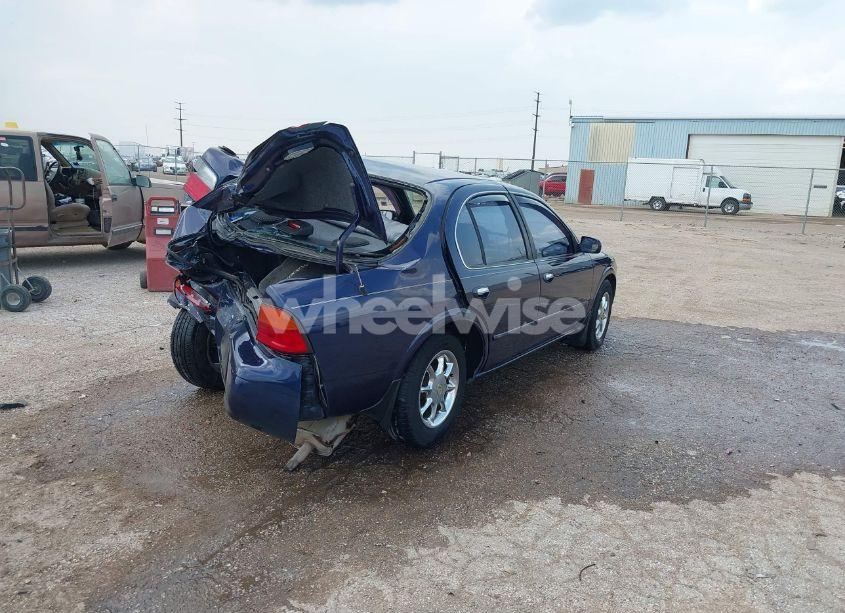 Photo 4 of 1996 Nissan Maxima GLE/GXE/SE (VIN JN1CA21D8TT703102)