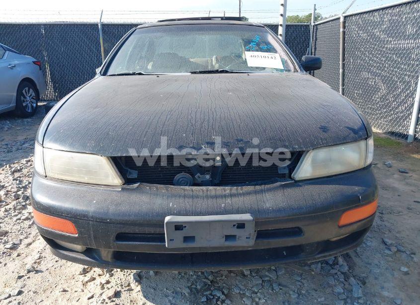 Photo 12 of 1997 Nissan Maxima GLE/GXE/SE (VIN JN1CA21DXVM528364)