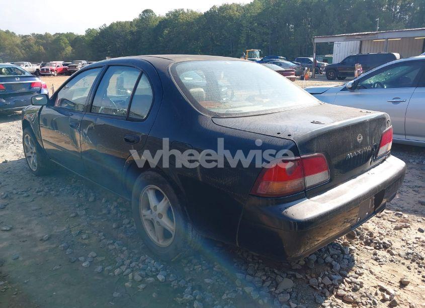 Photo 3 of 1997 Nissan Maxima GLE/GXE/SE (VIN JN1CA21DXVM528364)