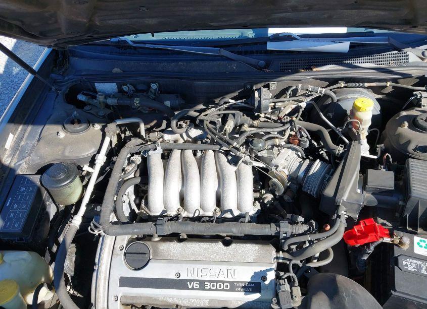 Photo 10 of 1998 Nissan Maxima GLE/GXE/SE (VIN JN1CA21DXWT613261)