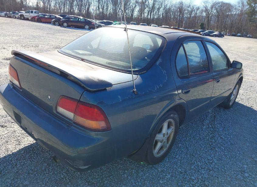 Photo 4 of 1998 Nissan Maxima GLE/GXE/SE (VIN JN1CA21DXWT613261)