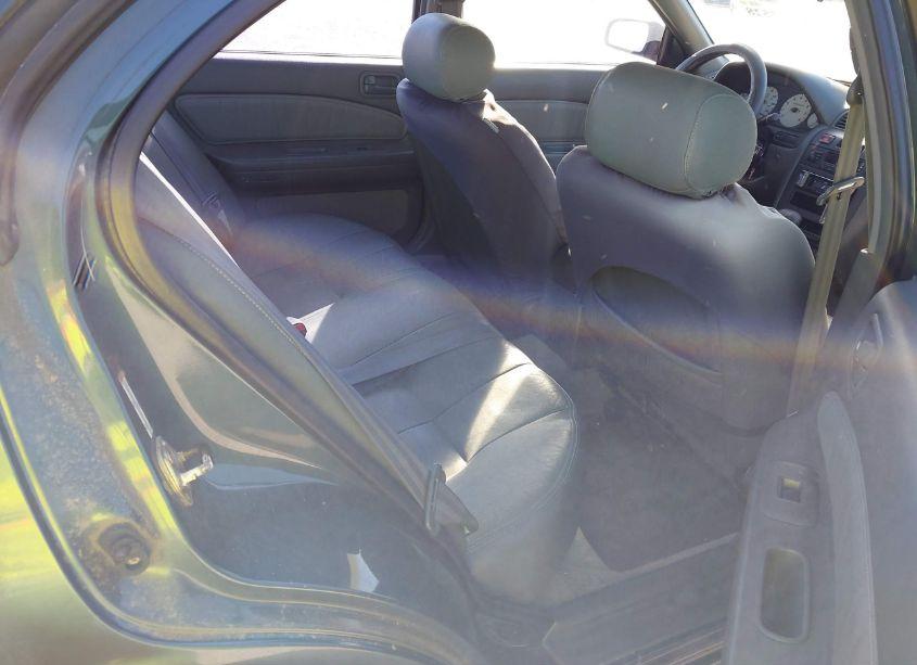 Photo 8 of 1998 Nissan Maxima GLE/GXE/SE (VIN JN1CA21DXWT613261)