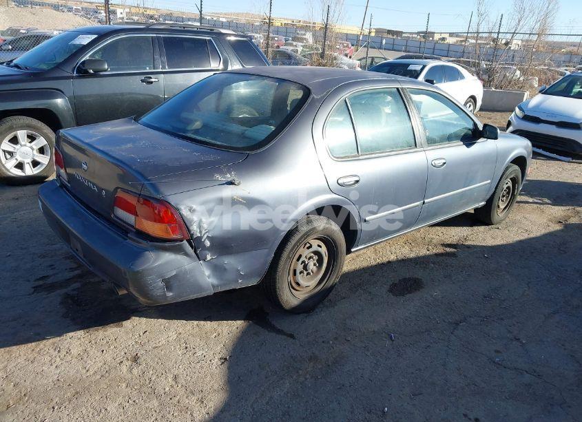 Photo 4 of 1999 Nissan Maxima GLE/GXE/SE/SE-L (VIN JN1CA21DXXM417025)