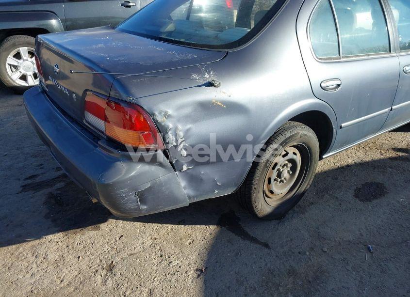 Photo 6 of 1999 Nissan Maxima GLE/GXE/SE/SE-L (VIN JN1CA21DXXM417025)