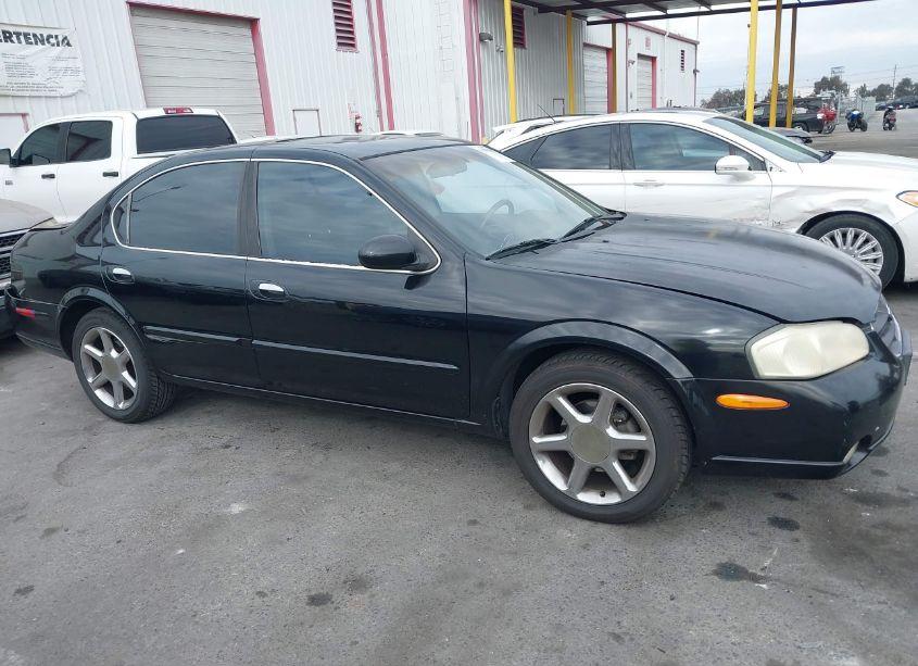 Photo 13 of 2000 Nissan Maxima GLE/GXE/SE (VIN JN1CA31A1YT224409)