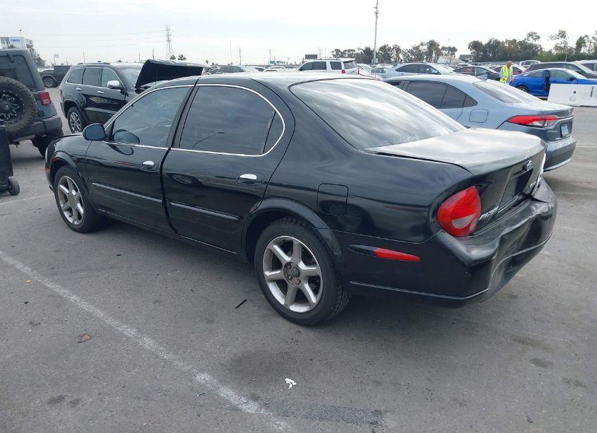 Photo 3 of 2000 Nissan Maxima GLE/GXE/SE (VIN JN1CA31A1YT224409)