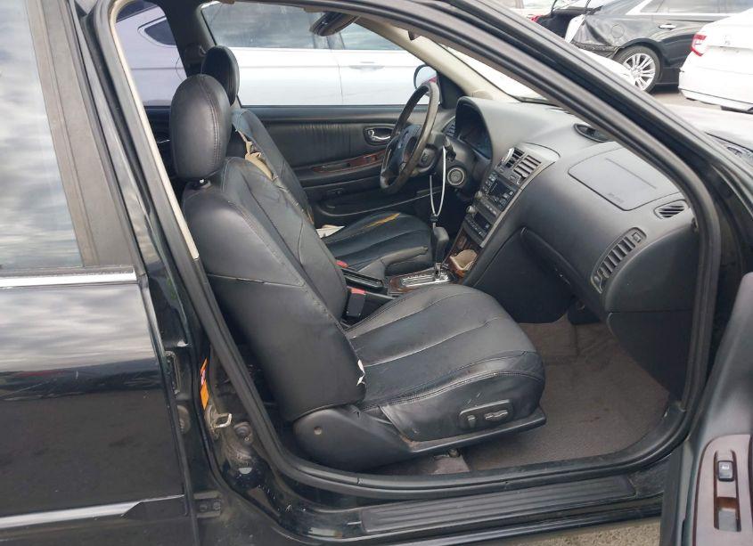 Photo 5 of 2000 Nissan Maxima GLE/GXE/SE (VIN JN1CA31A1YT224409)