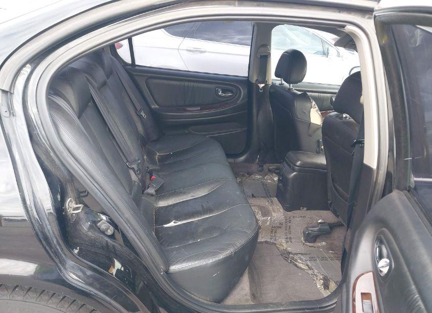 Photo 8 of 2000 Nissan Maxima GLE/GXE/SE (VIN JN1CA31A1YT224409)