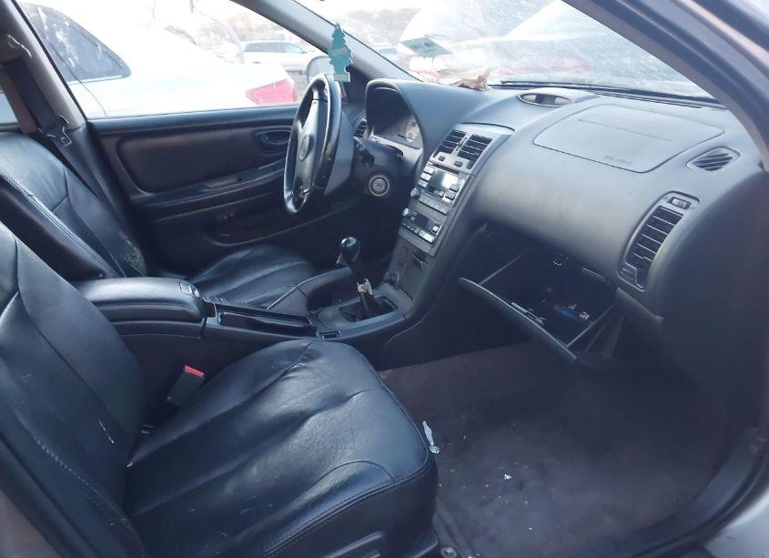 Photo 5 of 2001 Nissan Maxima SE (VIN JN1CA31A21T317431)