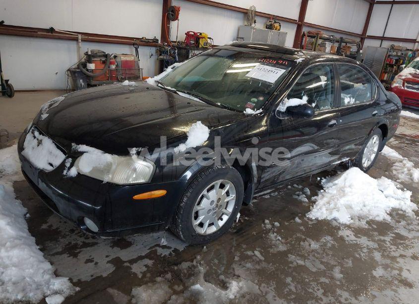 Photo 2 of 2000 Nissan Maxima GLE/GXE/SE (VIN JN1CA31A2YT202810)