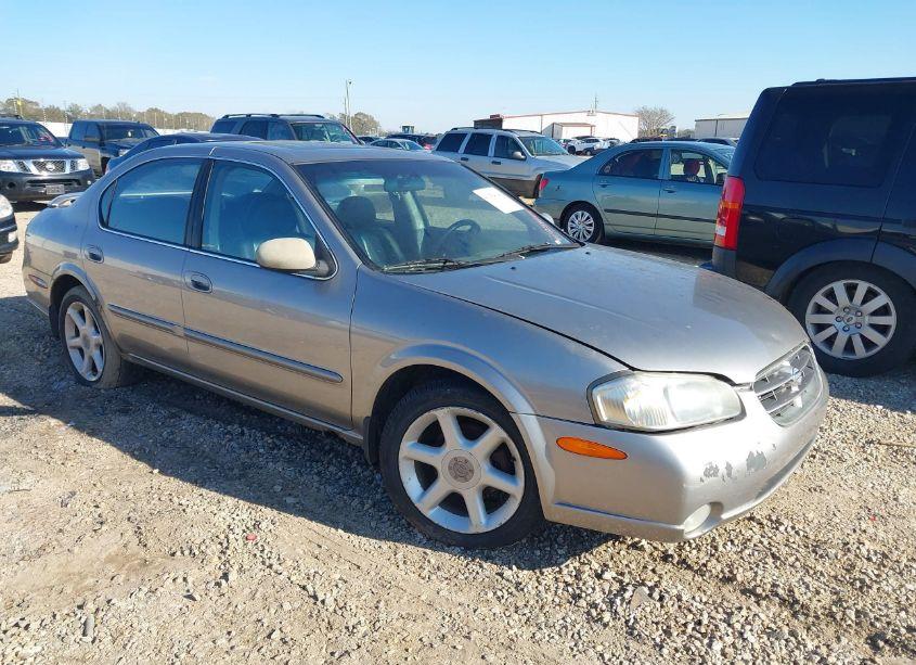 2000 Nissan Maxima GLE/GXE/SE (VIN JN1CA31A3YT017648) main photo