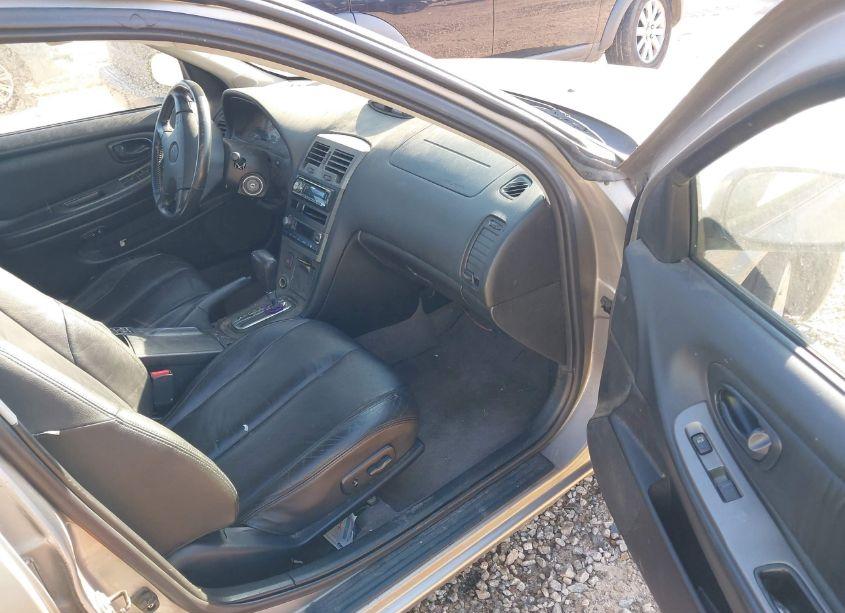 Photo 5 of 2000 Nissan Maxima GLE/GXE/SE (VIN JN1CA31A3YT017648)