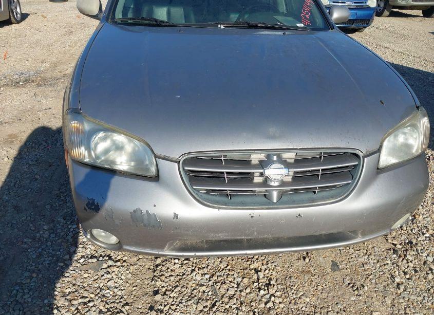 Photo 6 of 2000 Nissan Maxima GLE/GXE/SE (VIN JN1CA31A3YT017648)