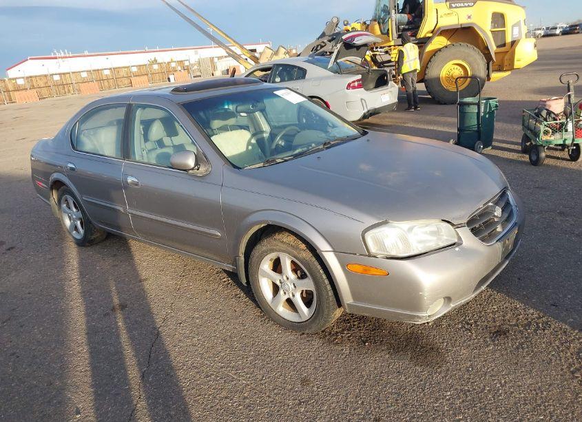 2001 Nissan Maxima GLE (VIN JN1CA31A41T101886) main photo