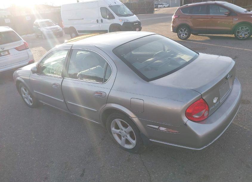 Photo 3 of 2001 Nissan Maxima GLE (VIN JN1CA31A41T101886)