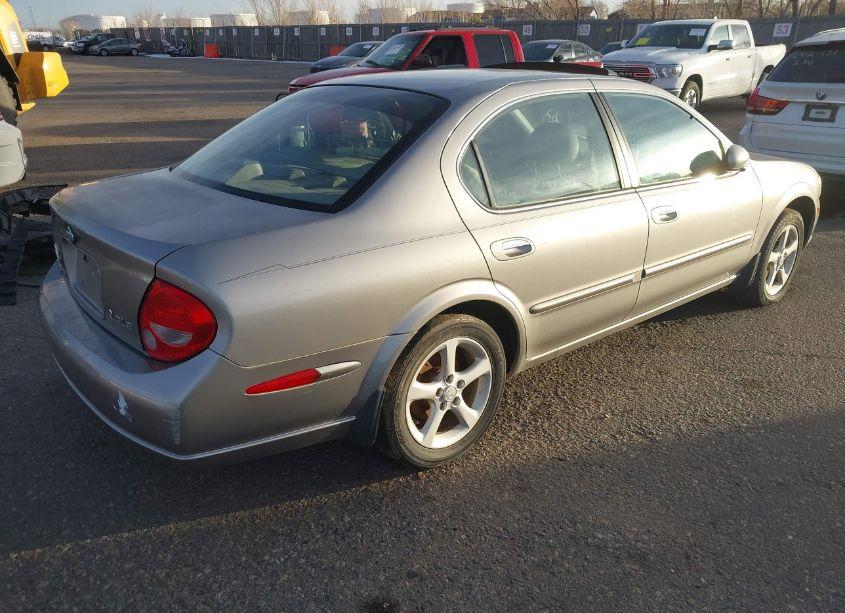 Photo 4 of 2001 Nissan Maxima GLE (VIN JN1CA31A41T101886)