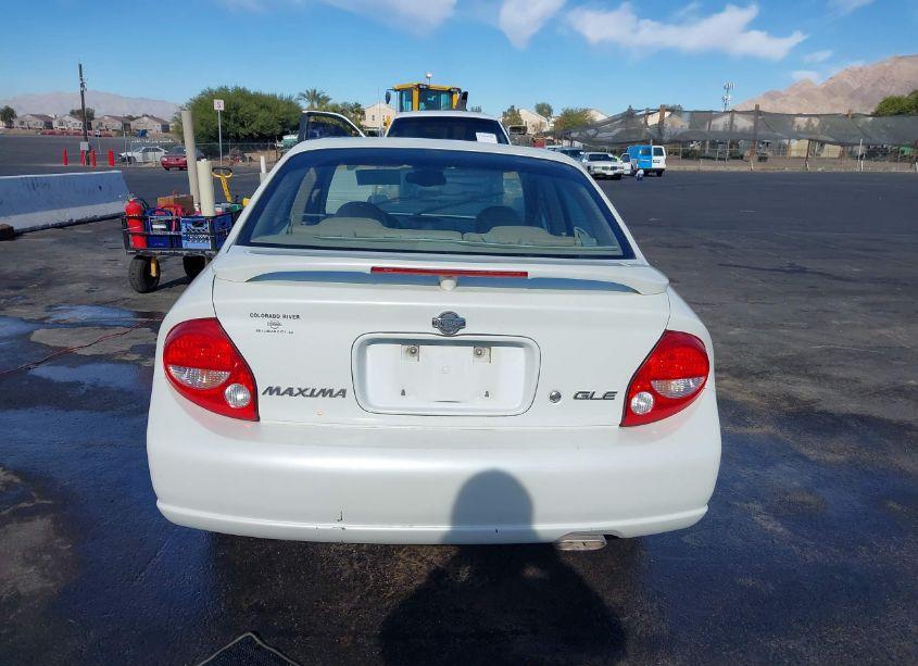 Photo 13 of 2001 Nissan Maxima GLE (VIN JN1CA31A61T300518)