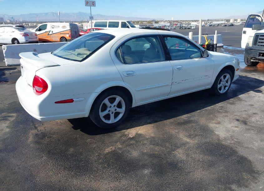 Photo 4 of 2001 Nissan Maxima GLE (VIN JN1CA31A61T300518)