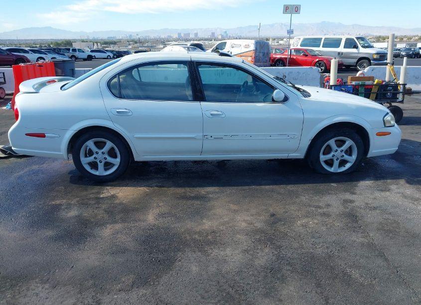 Photo 6 of 2001 Nissan Maxima GLE (VIN JN1CA31A61T300518)