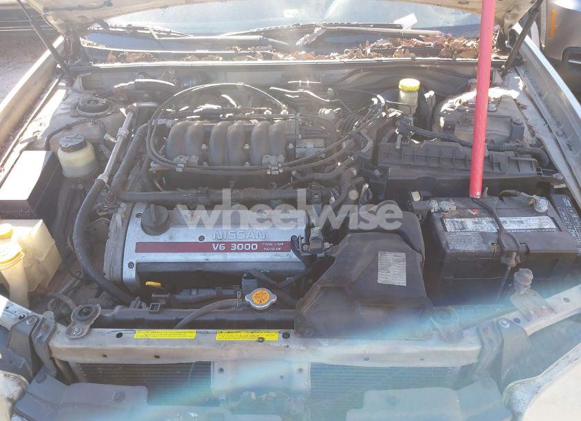 Photo 10 of 2000 Nissan Maxima GLE/GXE/SE (VIN JN1CA31A6YT213941)