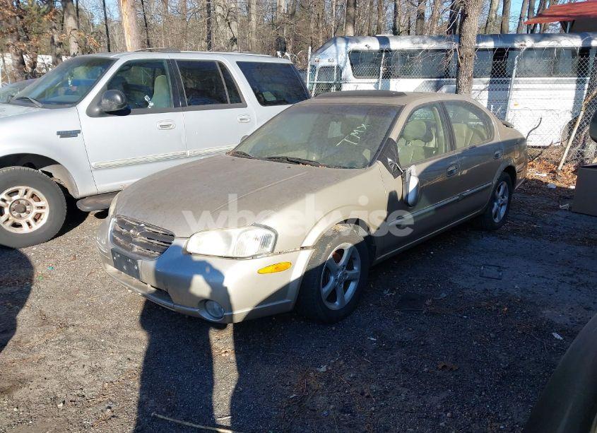 Photo 2 of 2000 Nissan Maxima GLE/GXE/SE (VIN JN1CA31A6YT213941)