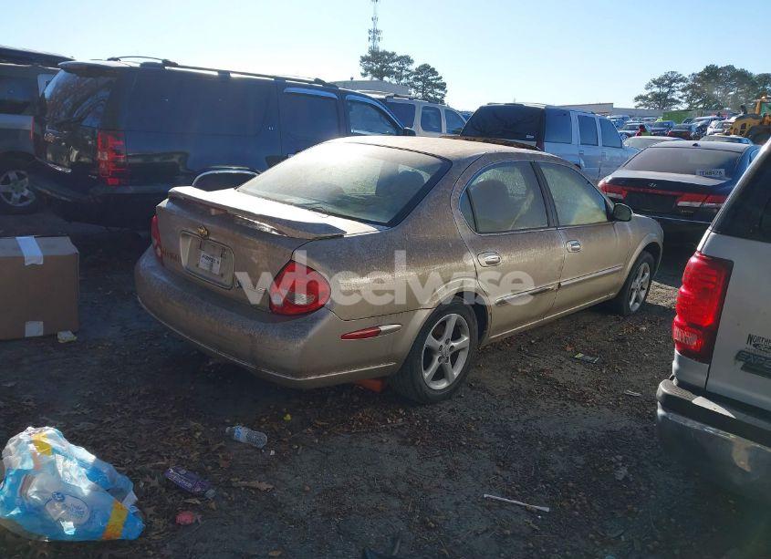 Photo 4 of 2000 Nissan Maxima GLE/GXE/SE (VIN JN1CA31A6YT213941)