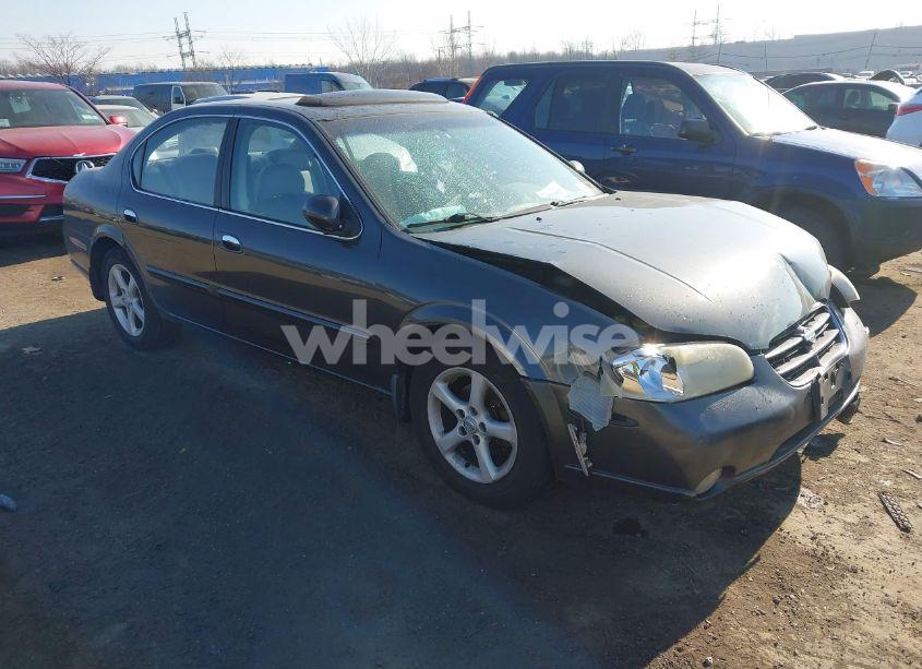 2001 Nissan Maxima GLE (VIN JN1CA31A71T106788) main photo