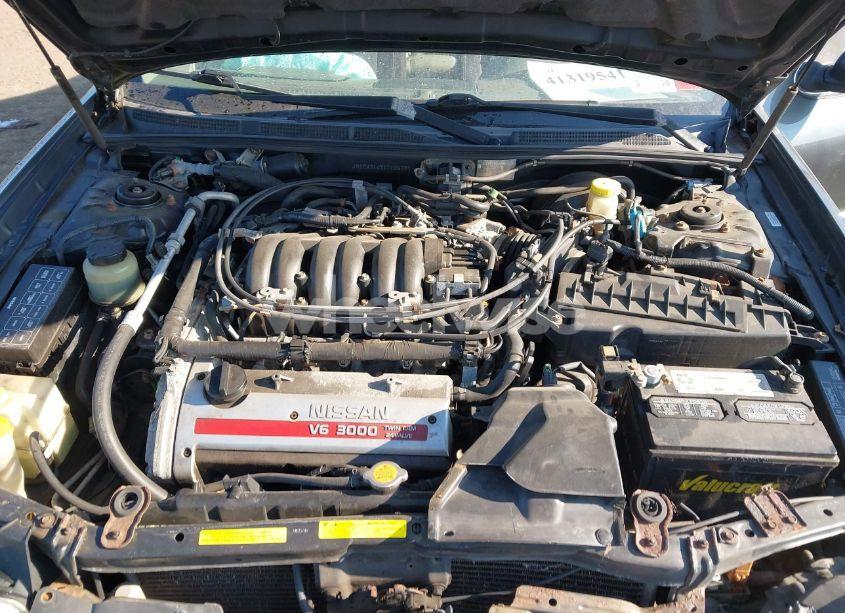 Photo 10 of 2001 Nissan Maxima GLE (VIN JN1CA31A71T106788)