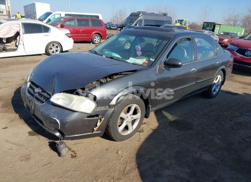 Photo 2 of 2001 Nissan Maxima GLE (VIN JN1CA31A71T106788)