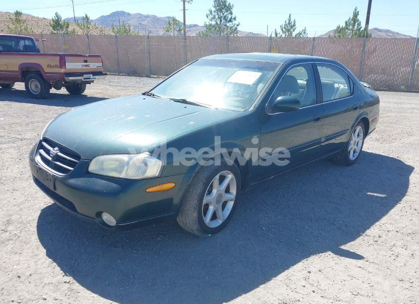 Photo 2 of 2000 Nissan Maxima GLE/GXE/SE (VIN JN1CA31A8YT007617)