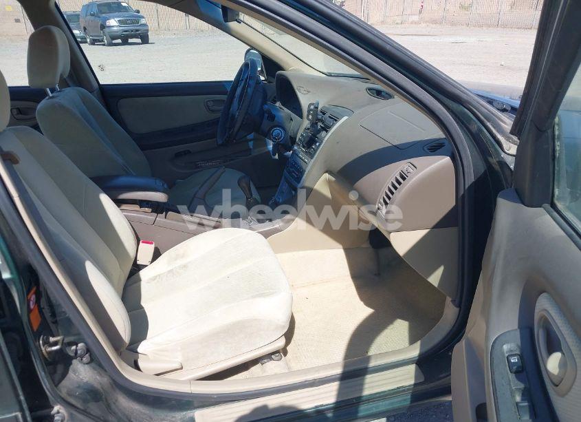 Photo 5 of 2000 Nissan Maxima GLE/GXE/SE (VIN JN1CA31A8YT007617)