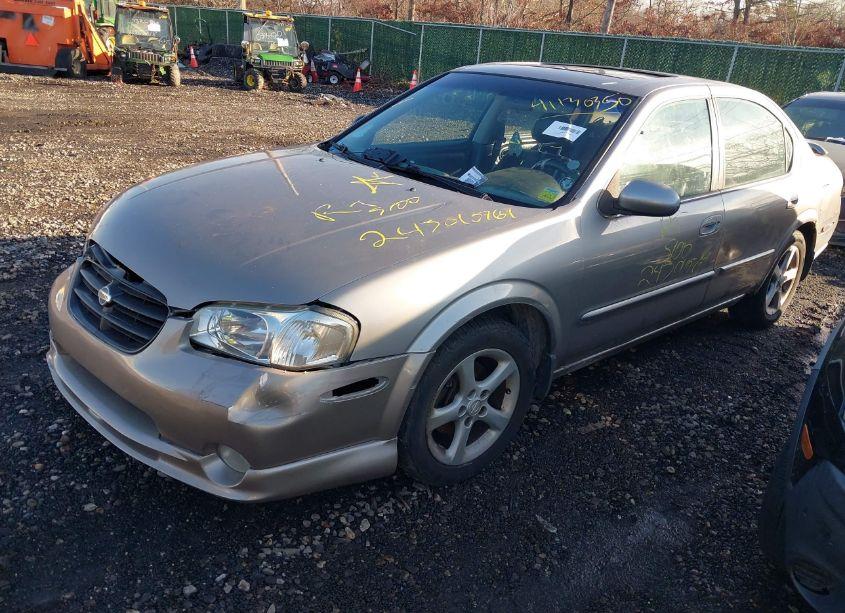 Photo 2 of 2000 Nissan Maxima GLE/GXE/SE (VIN JN1CA31A8YT219935)