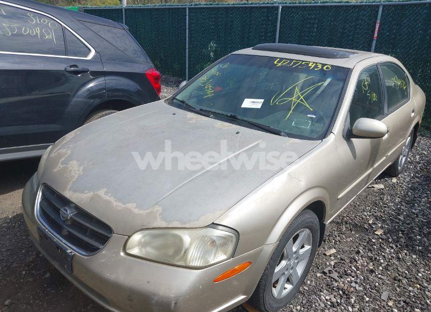 Photo 2 of 2000 Nissan Maxima GLE/GXE/SE (VIN JN1CA31A8YT220292)