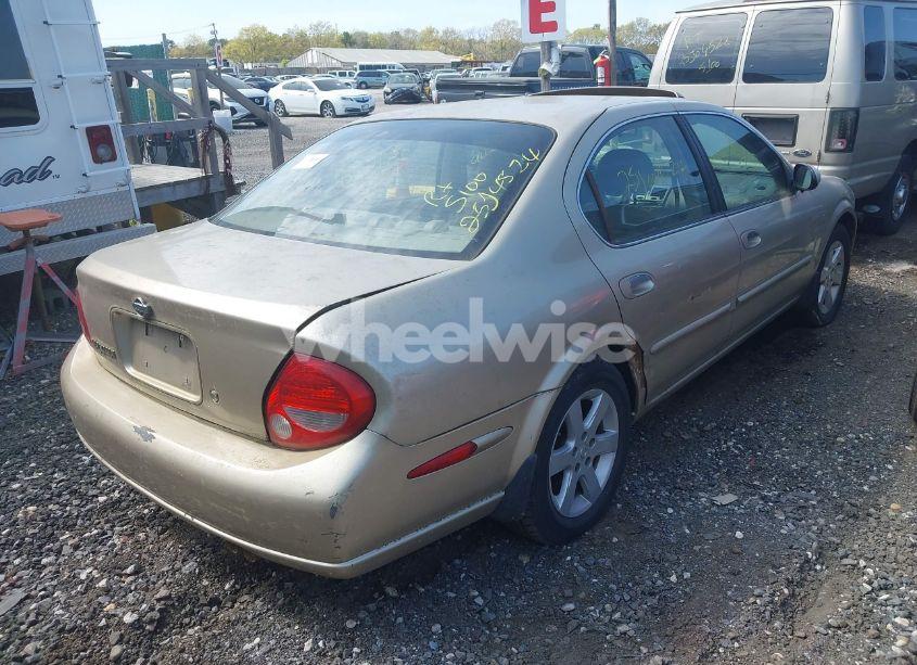 Photo 4 of 2000 Nissan Maxima GLE/GXE/SE (VIN JN1CA31A8YT220292)