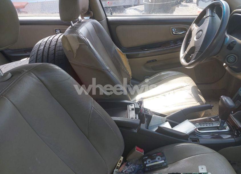 Photo 5 of 2000 Nissan Maxima GLE/GXE/SE (VIN JN1CA31A8YT220292)