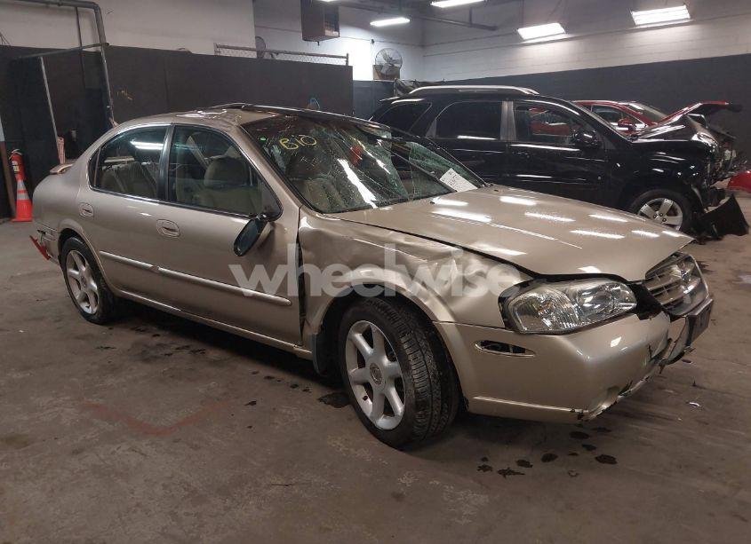 2000 Nissan Maxima GLE/GXE/SE (VIN JN1CA31A9YT026791) main photo