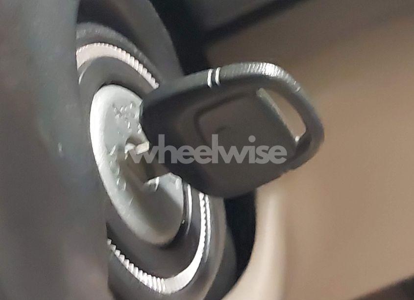 Photo 11 of 2000 Nissan Maxima GLE/GXE/SE (VIN JN1CA31A9YT026791)