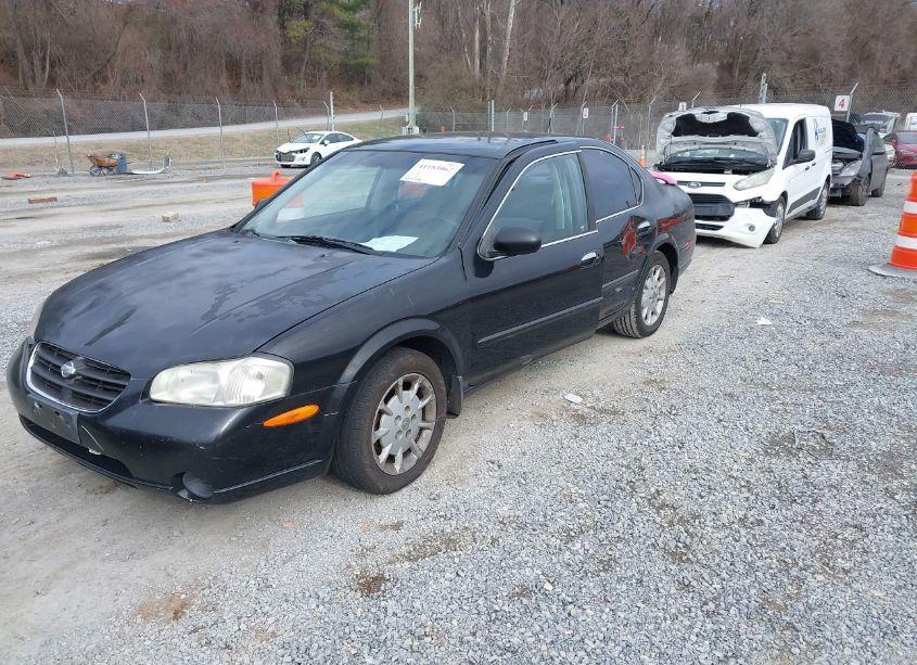 Photo 2 of 2000 Nissan Maxima GLE/GXE/SE (VIN JN1CA31A9YT216297)