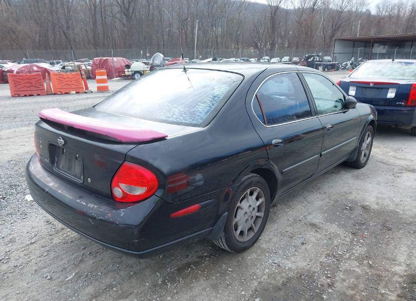 Photo 4 of 2000 Nissan Maxima GLE/GXE/SE (VIN JN1CA31A9YT216297)