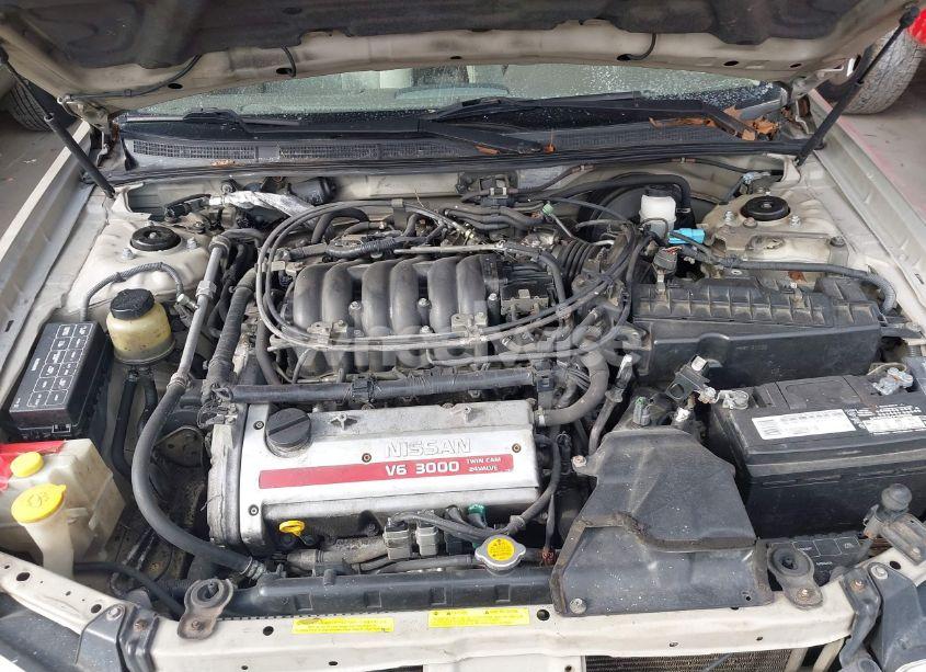 Photo 10 of 2001 Nissan Maxima GXE (VIN JN1CA31D01T622002)